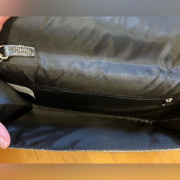 Silver Evening Bag - NWOT - Picture 5 of 5